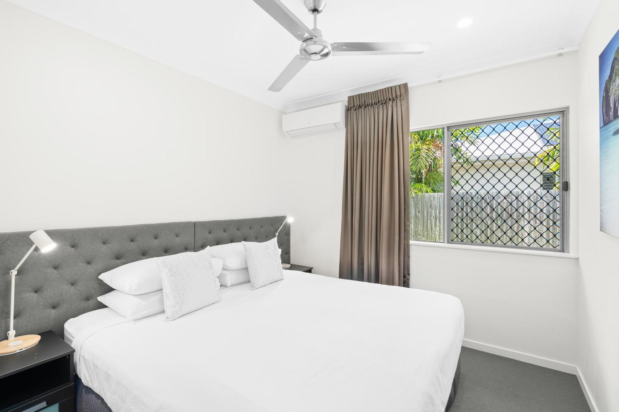 Blue Lagoon Villa B Cairns Exterior photo